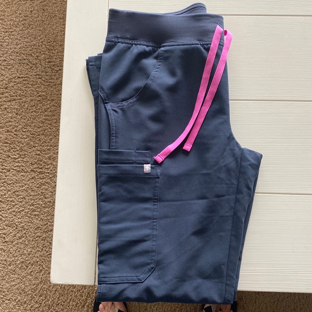 FIGS CARGO PANT